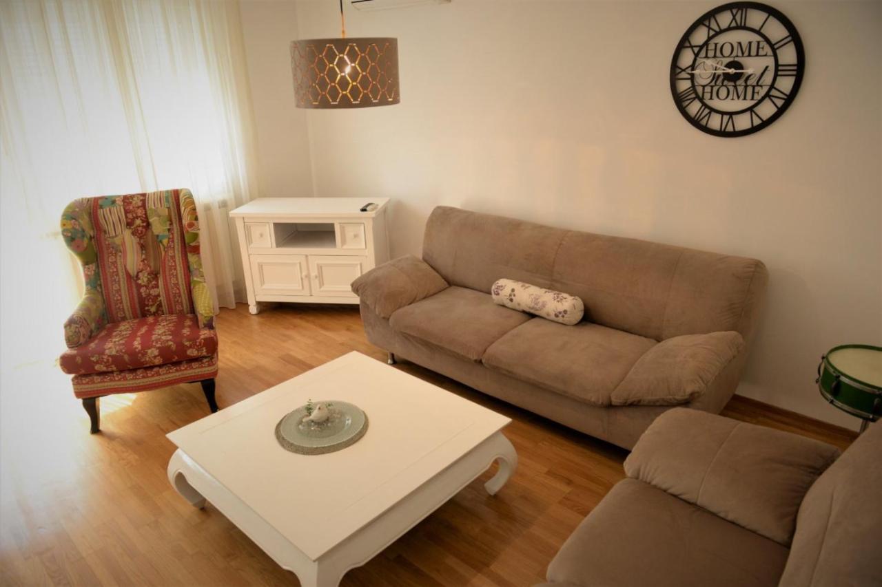Centar Appartement Bijeljina Buitenkant foto