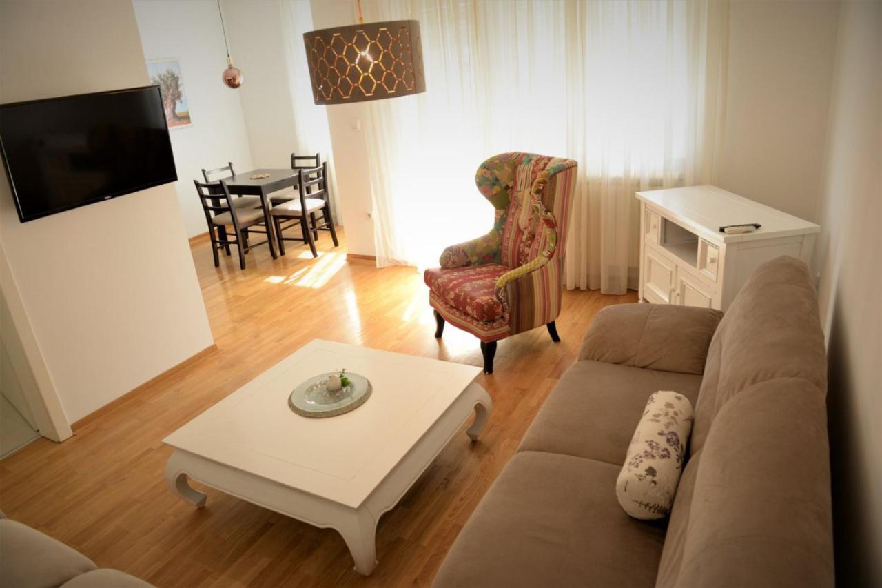 Centar Appartement Bijeljina Buitenkant foto